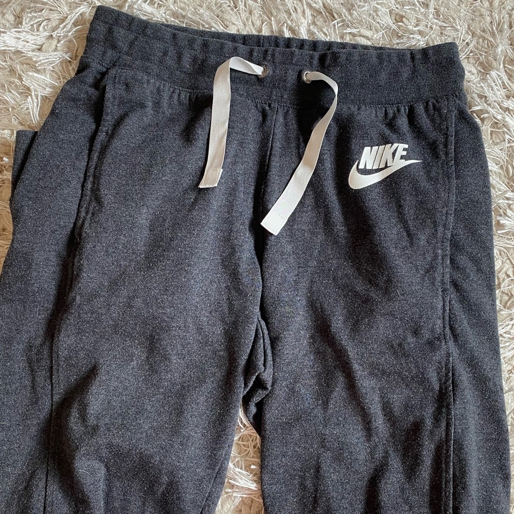 Dark Grey Nike Sweats!